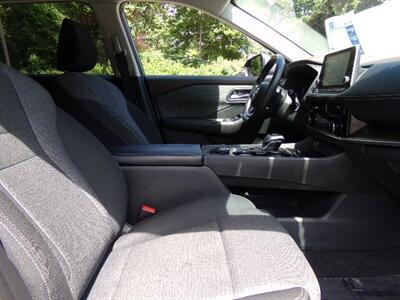 2023 Nissan Rogue SV - Photo 11 - Groton, CT 06340