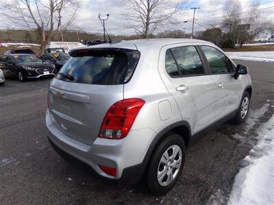 2018 Chevrolet Trax LS   - Photo 7 - Groton, CT 06340