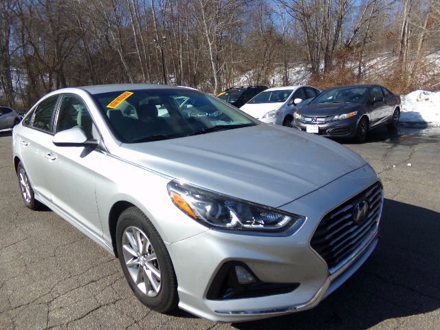 2018 Hyundai SONATA SE  