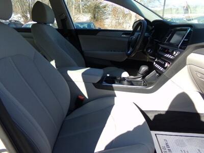 2018 Hyundai SONATA SE   - Photo 12 - Groton, CT 06340