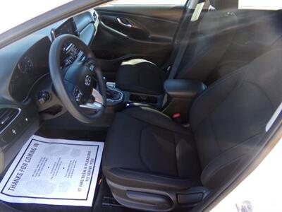 2019 Hyundai ELANTRA GT Preferred   - Photo 10 - Uncasville, CT 06382