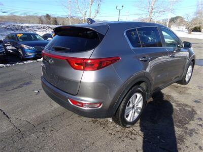 2017 Kia Sportage LX   - Photo 7 - Uncasville, CT 06382