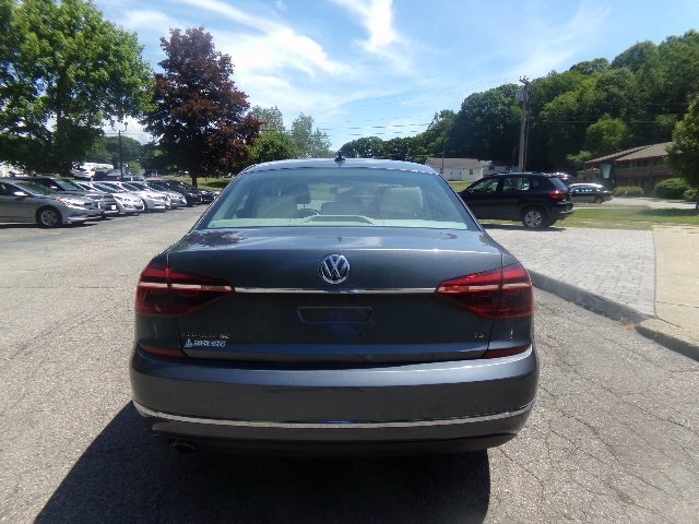 2017 Volkswagen Passat 1.8T SE - Photo 6 - Groton, CT 06340