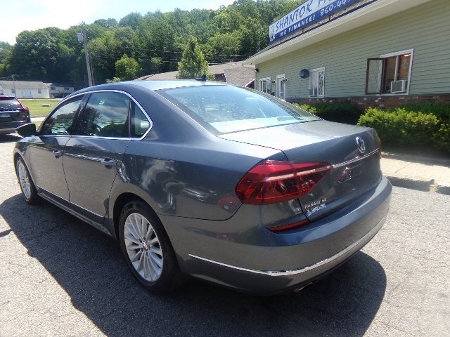 2017 Volkswagen Passat 1.8T SE - Photo 5 - Groton, CT 06340