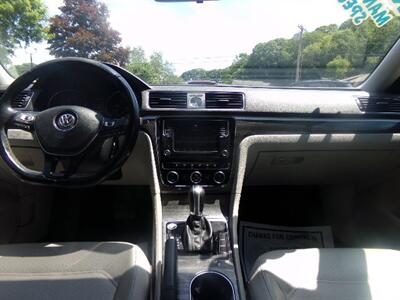 2017 Volkswagen Passat 1.8T SE   - Photo 14 - Groton, CT 06340