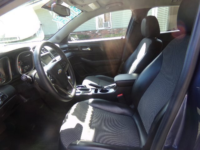 2015 Chevrolet Malibu LT - Photo 13 - Groton, CT 06340