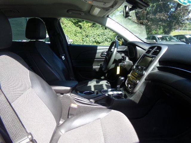 2015 Chevrolet Malibu LT - Photo 11 - Groton, CT 06340