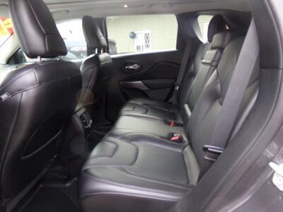2019 Jeep Cherokee Limited   - Photo 10 - Uncasville, CT 06382
