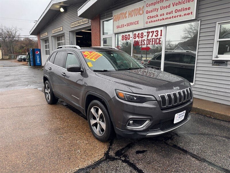 2019 Jeep Cherokee Limited's photo