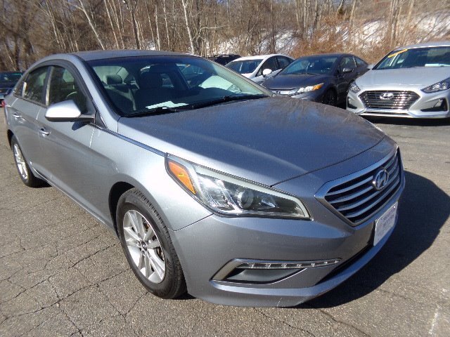 2015 Hyundai SONATA SE   - Photo 1 - Uncasville, CT 06382