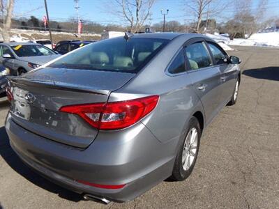 2015 Hyundai SONATA SE   - Photo 7 - Uncasville, CT 06382