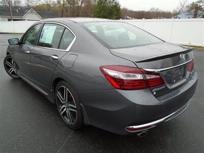 2017 Honda Accord Sport   - Photo 6 - Uncasville, CT 06382