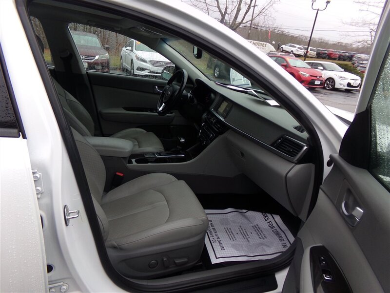 2016 Kia Optima EX Tech - Photo 13 - Groton, CT 06340
