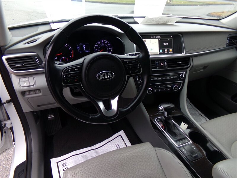 2016 Kia Optima EX Tech - Photo 9 - Groton, CT 06340