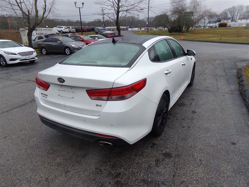 2016 Kia Optima EX Tech - Photo 7 - Groton, CT 06340