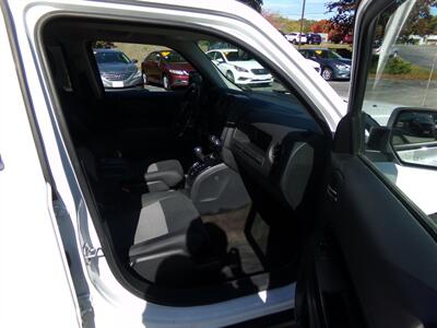 2015 Jeep Patriot Latitude - Photo 13 - Uncasville, CT 06382