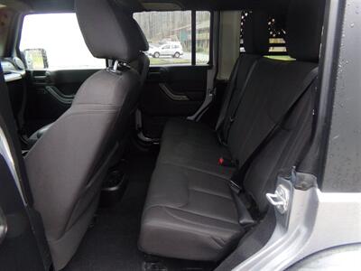 2015 Jeep Wrangler Sport   - Photo 11 - Uncasville, CT 06382