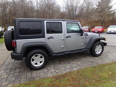 2015 Jeep Wrangler Sport   - Photo 8 - Uncasville, CT 06382