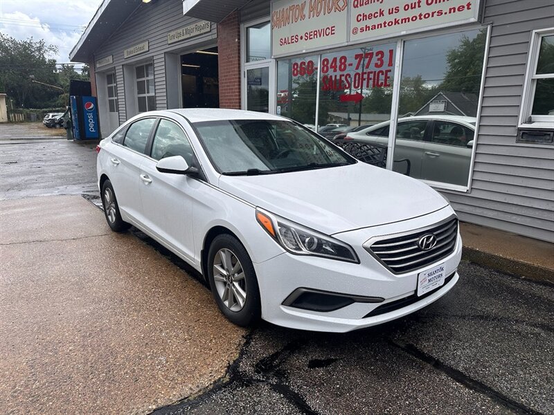 2016 Hyundai SONATA SE - Photo 1 - Uncasville, CT 06382