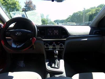 2019 Hyundai ELANTRA SEL - Photo 14 - Uncasville, CT 06382