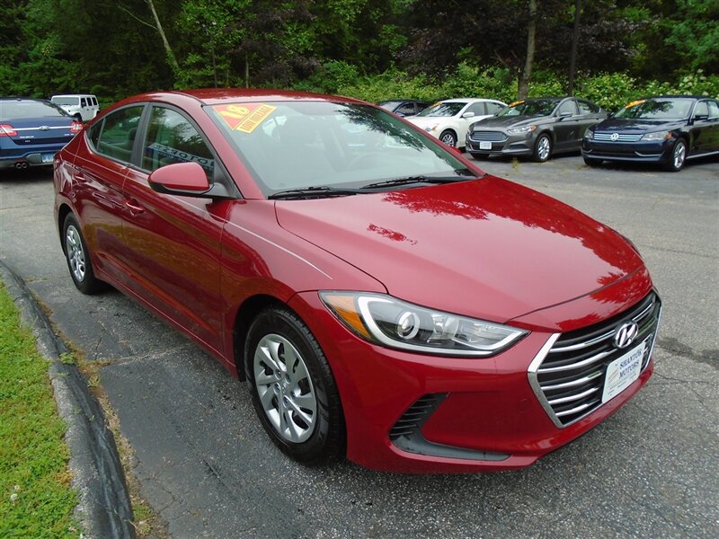 2018 Hyundai ELANTRA SE  