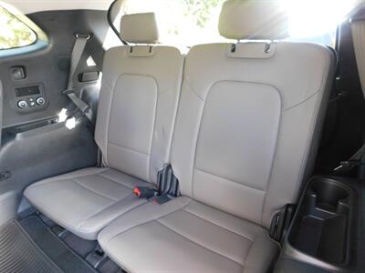 2019 Hyundai SANTA FE XL Limited Ultimate   - Photo 9 - Northfield, IL 60093