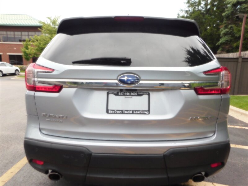 2023 Subaru Ascent Premium - Photo 14