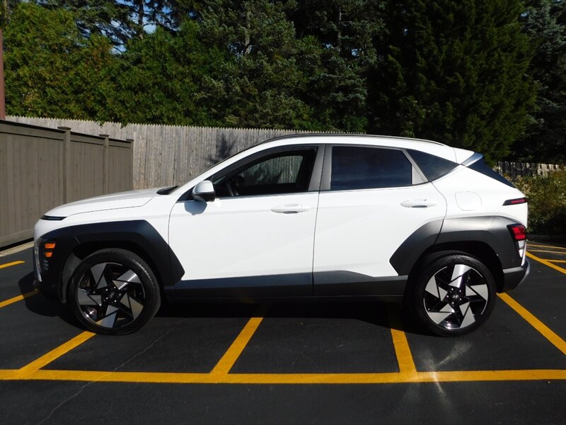 2024 Hyundai Kona Limited - Photo 11