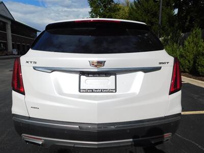 2023 Cadillac XT5 Premium Luxury   - Photo 8 - Northfield, IL 60093