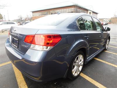 2014 Subaru Legacy 2.5i Limited   - Photo 21 - Northfield, IL 60093
