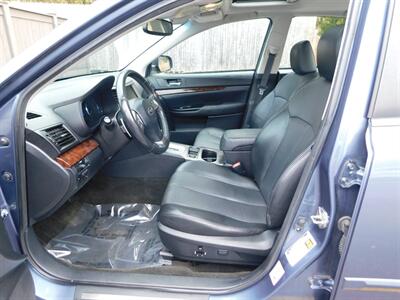 2014 Subaru Legacy 2.5i Limited   - Photo 5 - Northfield, IL 60093