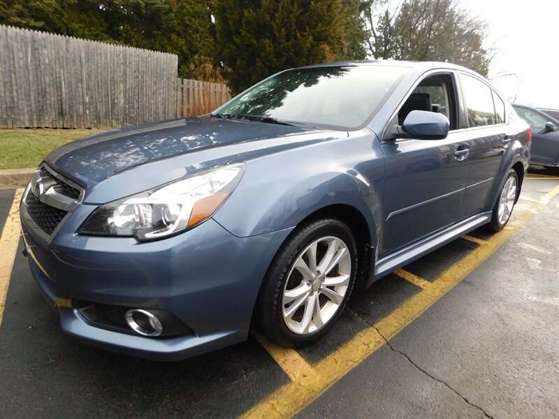 2014 Subaru Legacy 2.5i Limited's photo