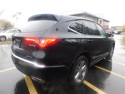 2022 Acura MDX SH-AWD   - Photo 10 - Northfield, IL 60093