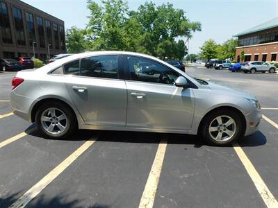 2016 Chevrolet Cruze Limited 1LT Auto   - Photo 13 - Northfield, IL 60093
