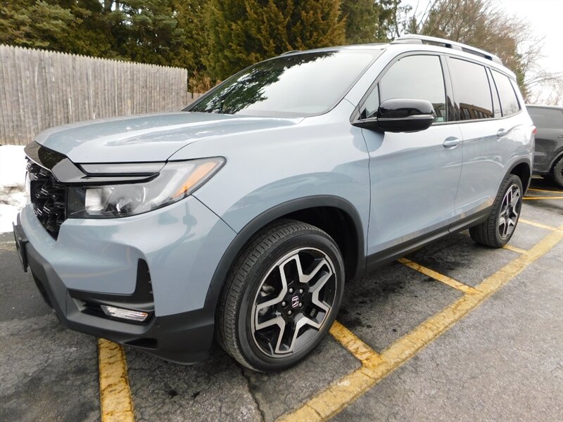 2023 Honda Passport Elite  
