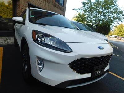 2020 Ford Escape Titanium   - Photo 5 - Northfield, IL 60093