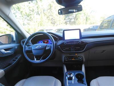 2020 Ford Escape Titanium   - Photo 2 - Northfield, IL 60093