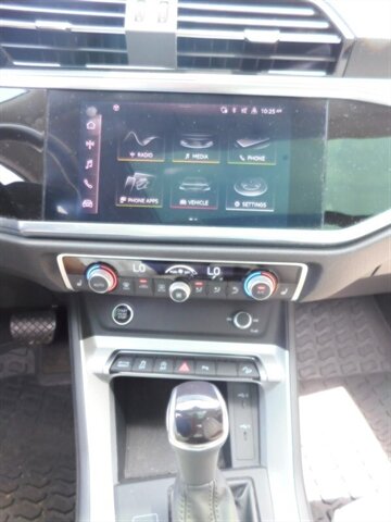 2022 Audi Q3 S Line Premium Plus - Photo 10