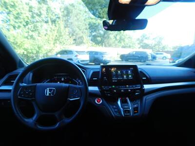 2023 Honda Odyssey Sport   - Photo 2 - Northfield, IL 60093