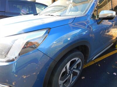 2022 Subaru Forester Touring   - Photo 5 - Northfield, IL 60093