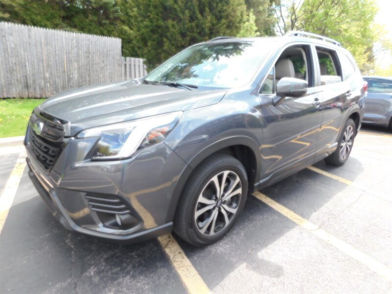 2023 Subaru Forester Limited  