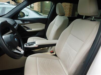 2023 BMW X1 xDrive28i   - Photo 4 - Northfield, IL 60093