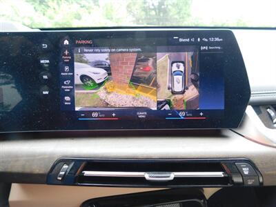2023 BMW X1 xDrive28i   - Photo 9 - Northfield, IL 60093