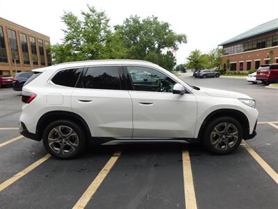 2023 BMW X1 xDrive28i   - Photo 19 - Northfield, IL 60093