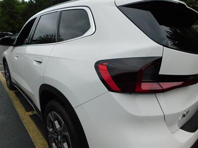 2023 BMW X1 xDrive28i   - Photo 15 - Northfield, IL 60093