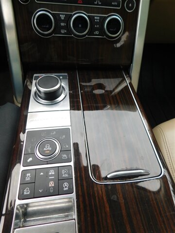 2016 Land Rover Range Rover Supercharged - Photo 14