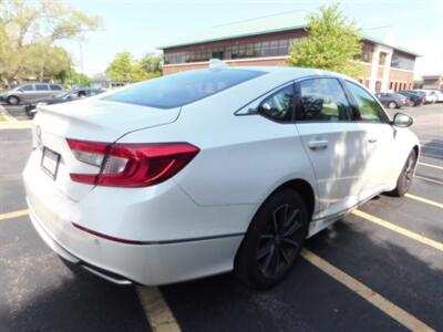 2021 Honda Accord EX-L   - Photo 16 - Northfield, IL 60093