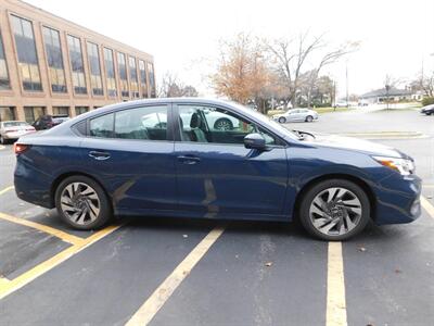 2023 Subaru Legacy Limited   - Photo 9 - Northfield, IL 60093