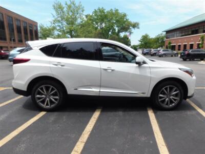 2023 Acura RDX SH-AWD w/Tech   - Photo 12 - Northfield, IL 60093