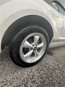 2008 Ford Mustang V6 Deluxe - Photo 9 - Roanoke, VA 24017
